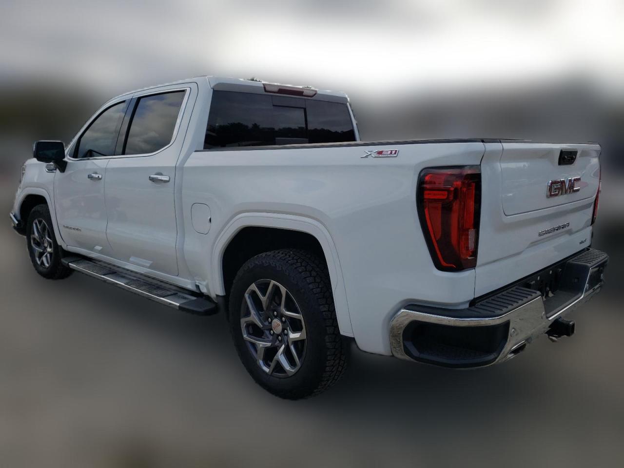 2022 GMC SIERRA K1500 SLT VIN:3GTUUDED1NG621324