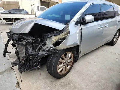 2014 Kia Carnival VIN: