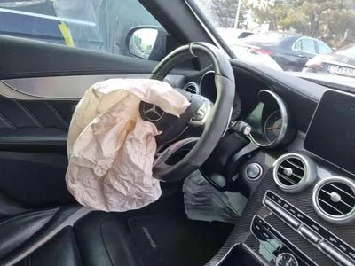 2016 Mercedes-Benz C 63 AMG WDDWF8HB4GF315393 VIN:WDDWF8HB4GF315393