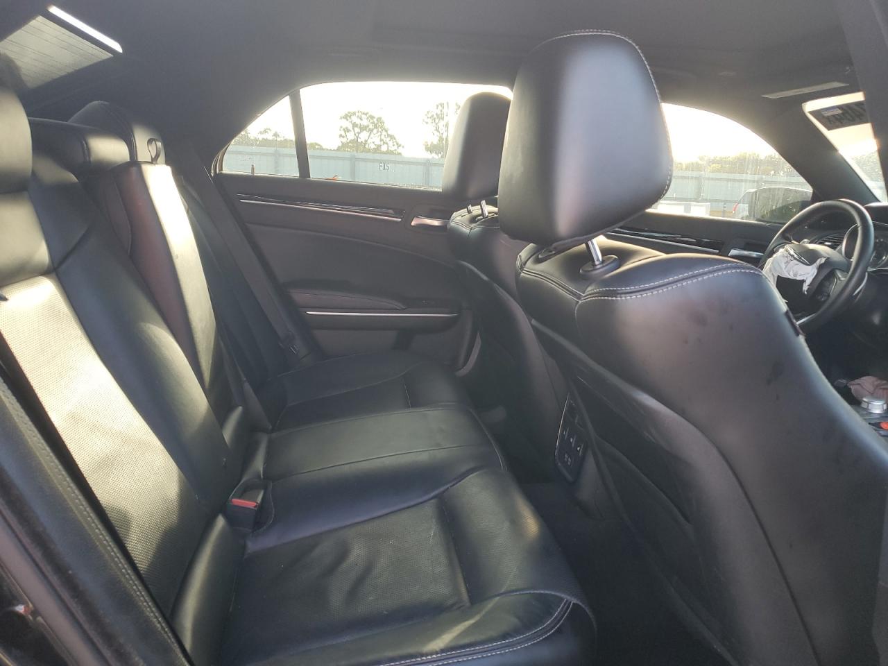 2022 CHRYSLER 300 S VIN:2C3CCABG6NH142364