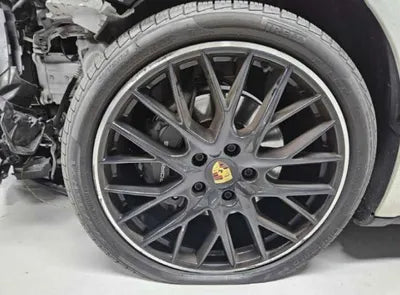2018 Porsche Panamera VIN: