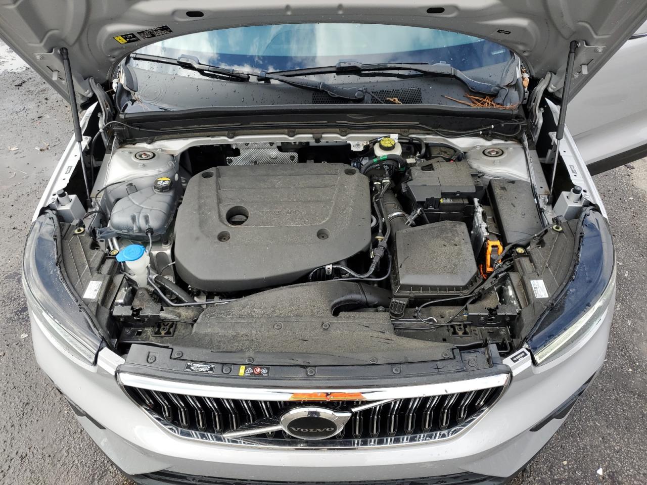 2023 VOLVO XC40 PLUS VIN:YV4L12UNXP2961051
