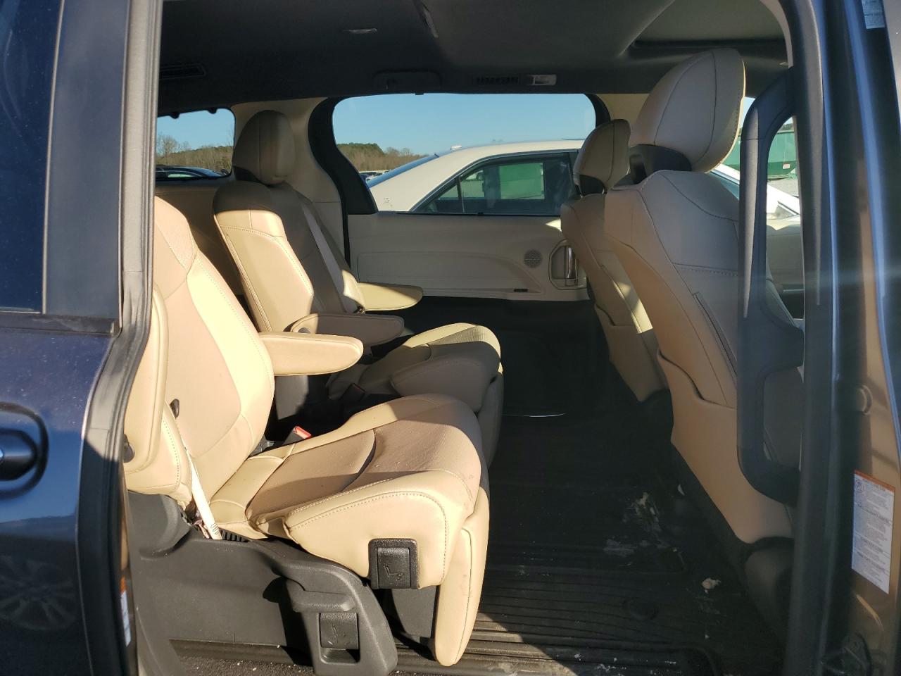 2023 TOYOTA SIENNA LIMITED VIN:5TDZRKECXPS178436