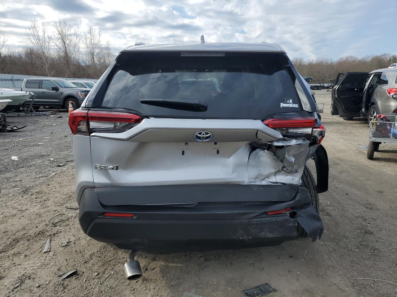 2024 TOYOTA RAV4 XLE VIN:2T3RWRFV5RW243907