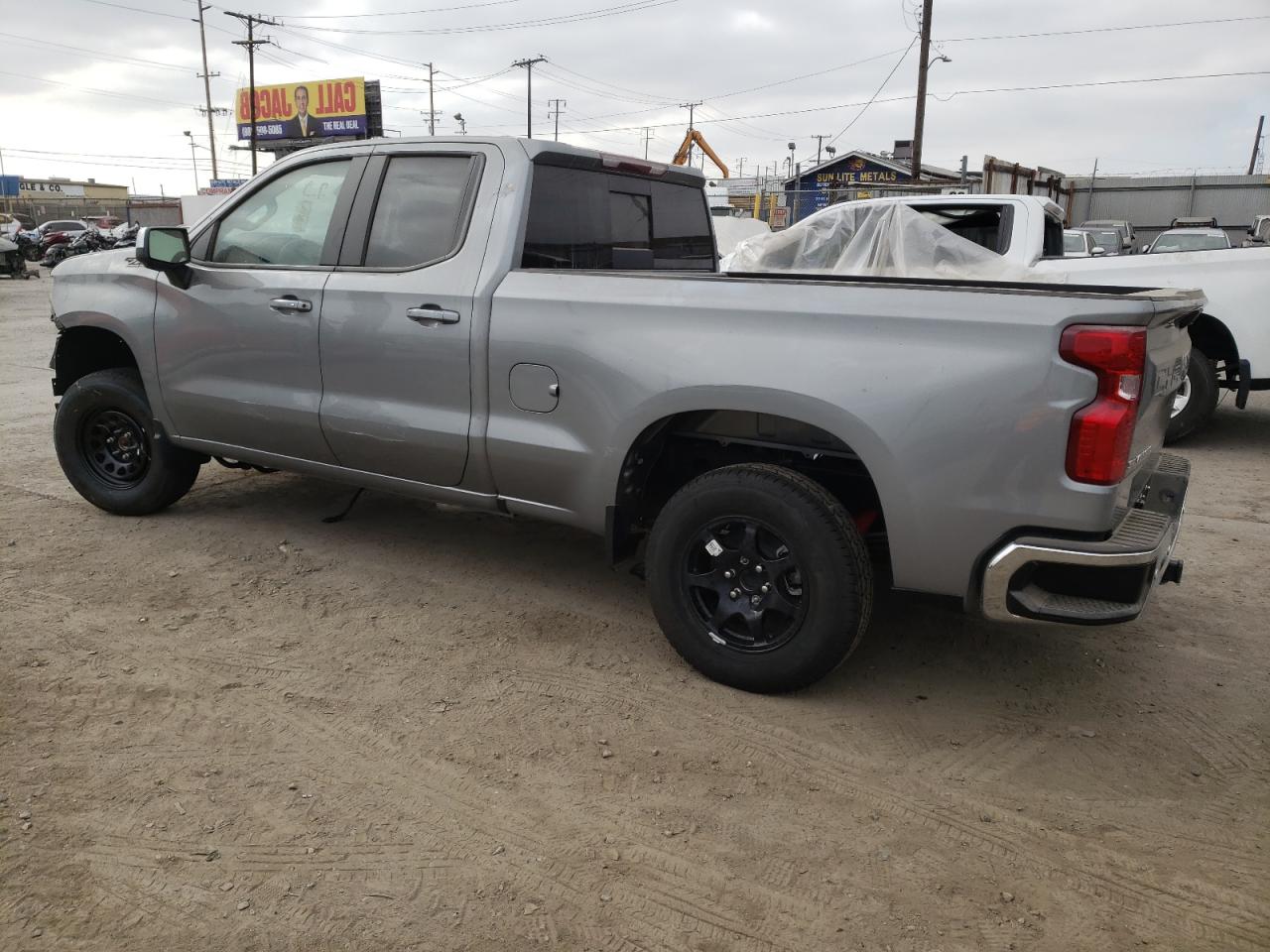 2024 CHEVROLET SILVERADO K1500 LT VIN:1GCRDDED2RZ194621