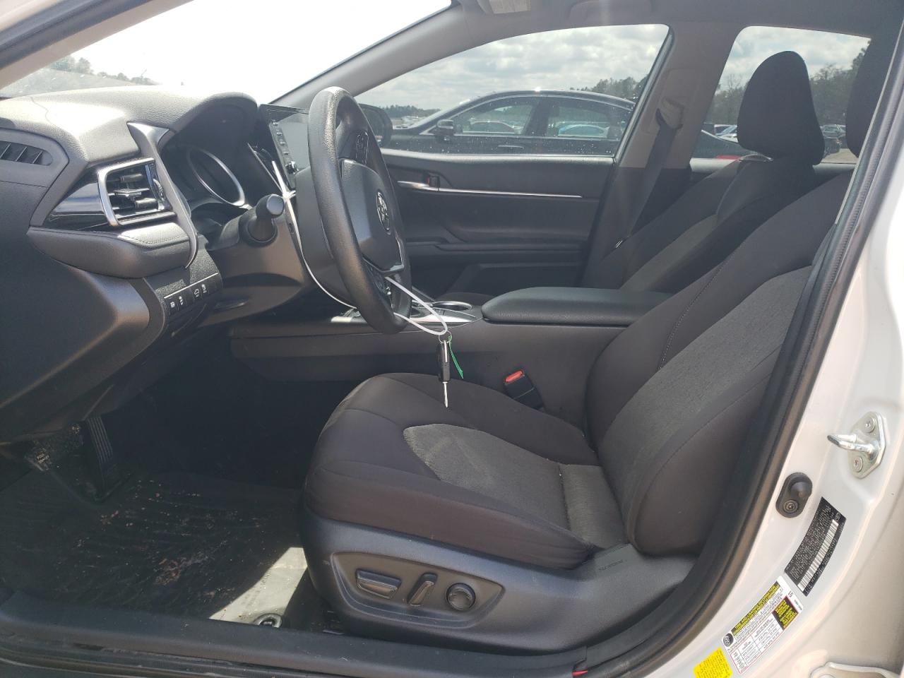 2022 TOYOTA CAMRY LE VIN:4T1C11AK1NU005879