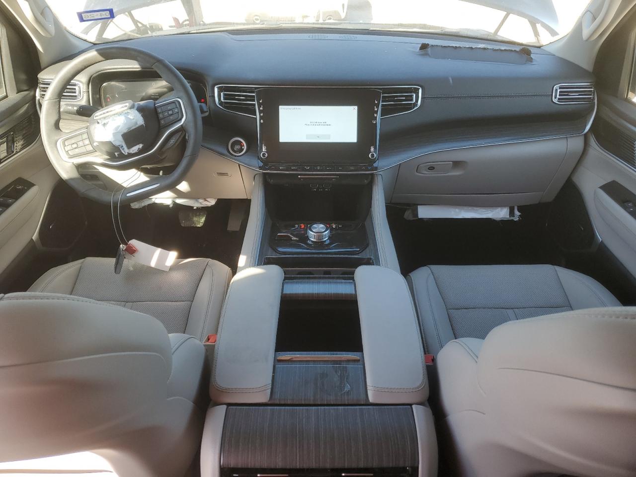 2024 JEEP WAGONEER L SERIES II VIN:1C4SJSBP2RS152536
