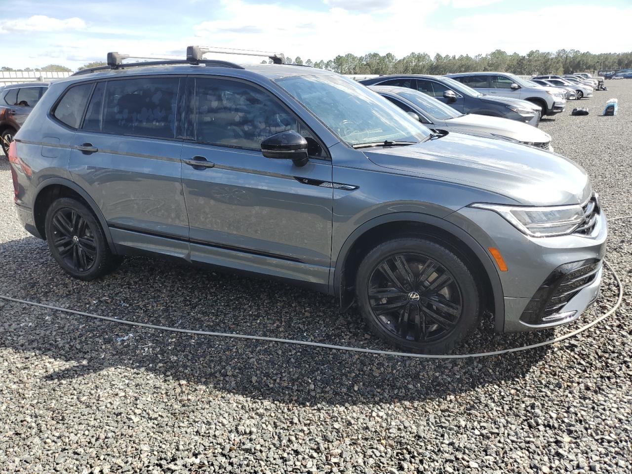 2022 VOLKSWAGEN TIGUAN SE R-LINE BLACK VIN:3VVCB7AXXNM046596
