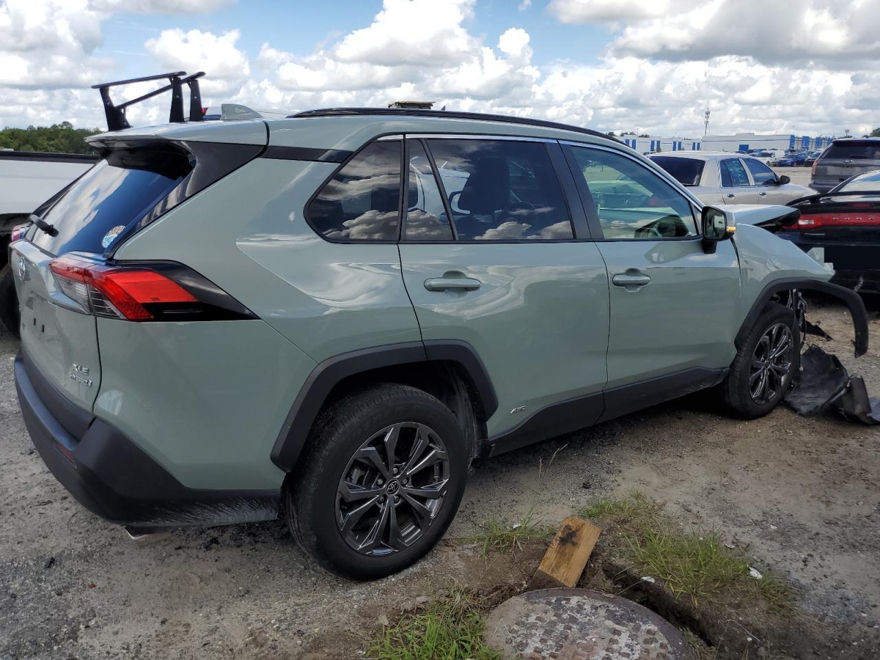 2022 TOYOTA RAV4 XLE PREMIUM VIN:JTMB6RFV0ND061394