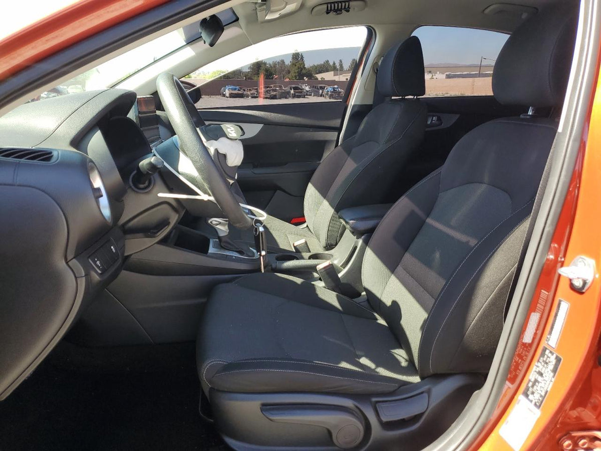 2022 KIA FORTE FE VIN:3KPF24AD2NE432939
