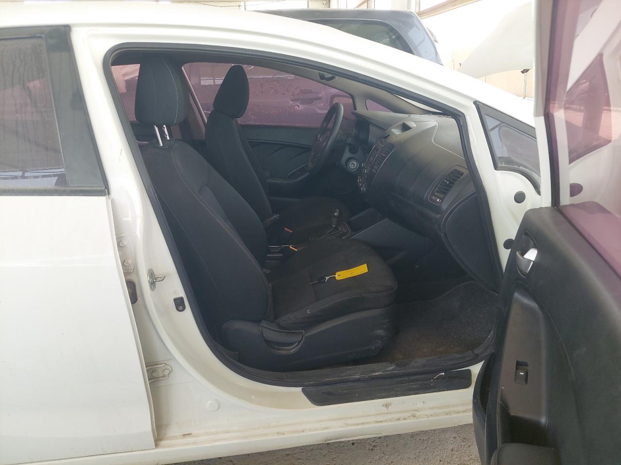 2015 KIA CERATO VIN:KNAFJ4113F5******