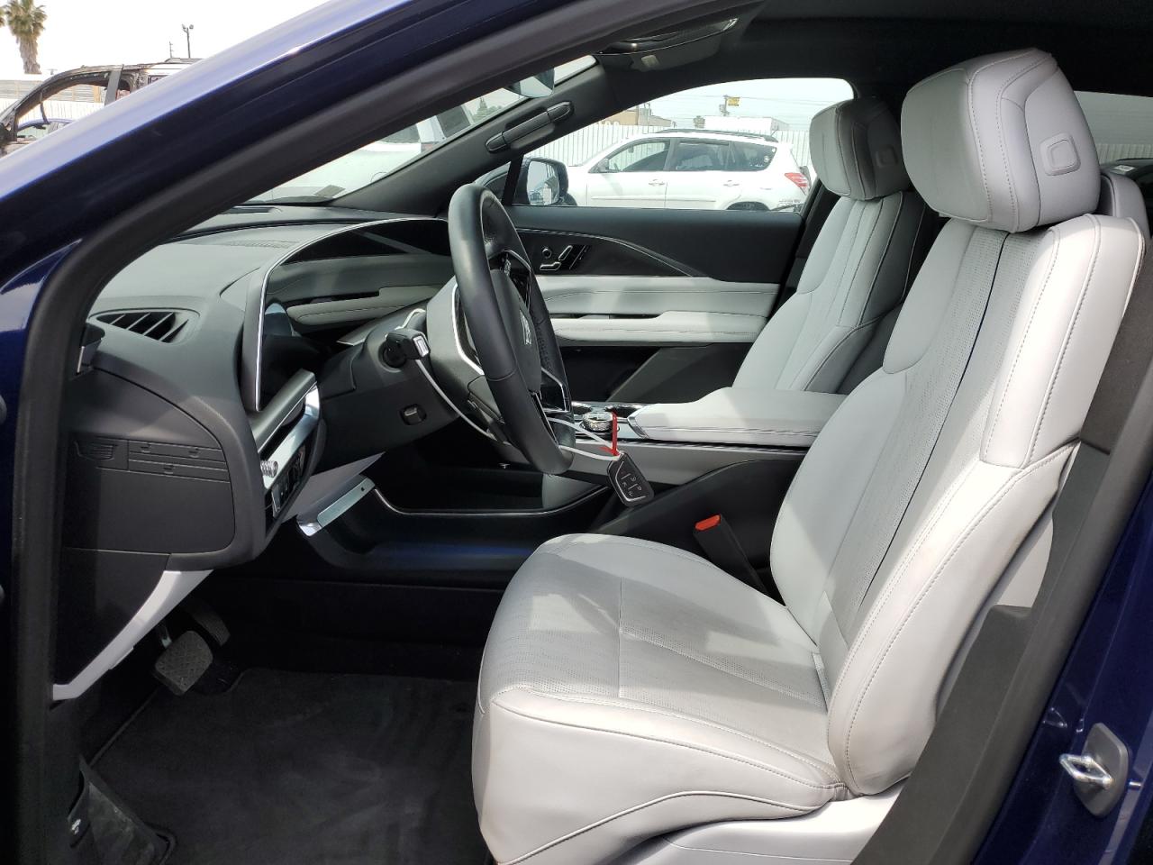 2024 CADILLAC LYRIQ LUXURY VIN:1GYKPPRL1RZ105448