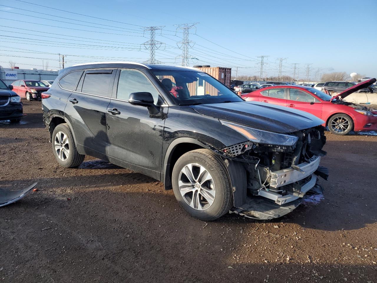 2022 TOYOTA HIGHLANDER XLE VIN:5TDHZRBH0NS577972