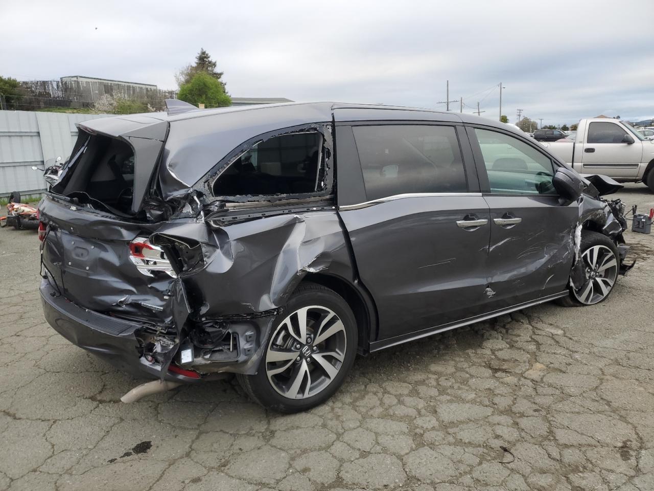 2023 HONDA ODYSSEY TOURING VIN:5FNRL6H86PB043541