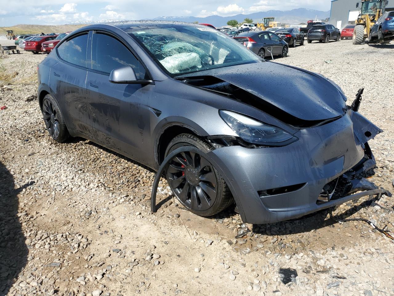 2022 TESLA MODEL Y  VIN:7SAYGDEF4NF516523