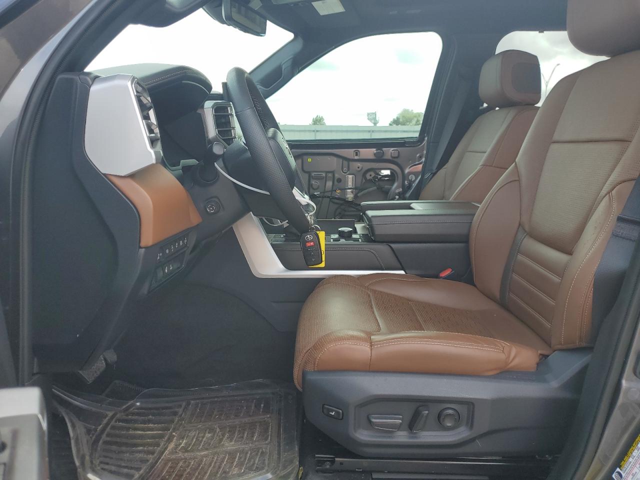 2023 TOYOTA TUNDRA CREWMAX PLATINUM VIN:5TFMA5DB8PX082231