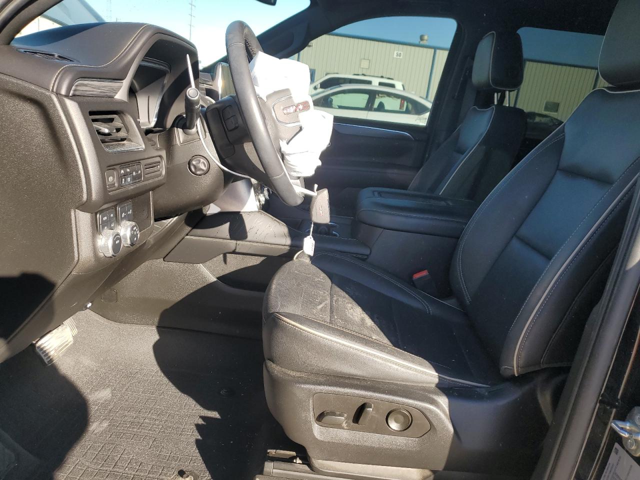 2022 GMC YUKON SLT VIN:1GKS2BKT3NR250247