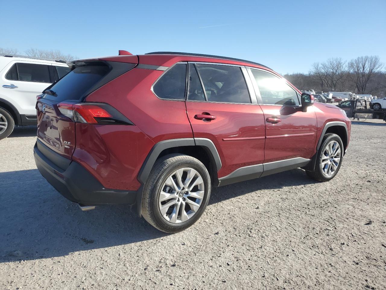 2024 TOYOTA RAV4 XLE PREMIUM VIN:2T3A1RFV8RW433454