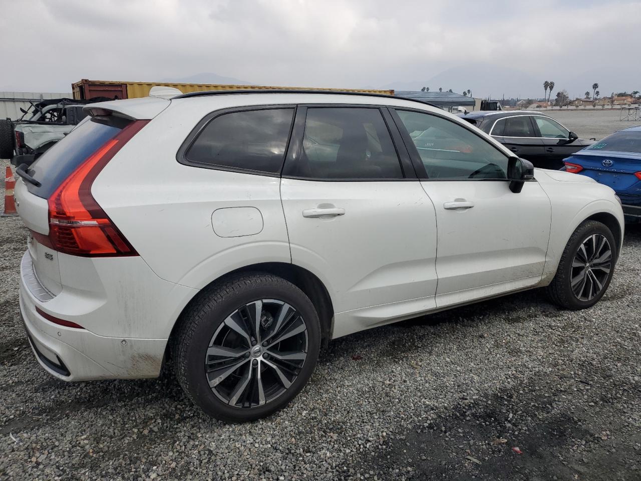 2023 VOLVO XC60 PLUS VIN:YV4L12DW3P1380733