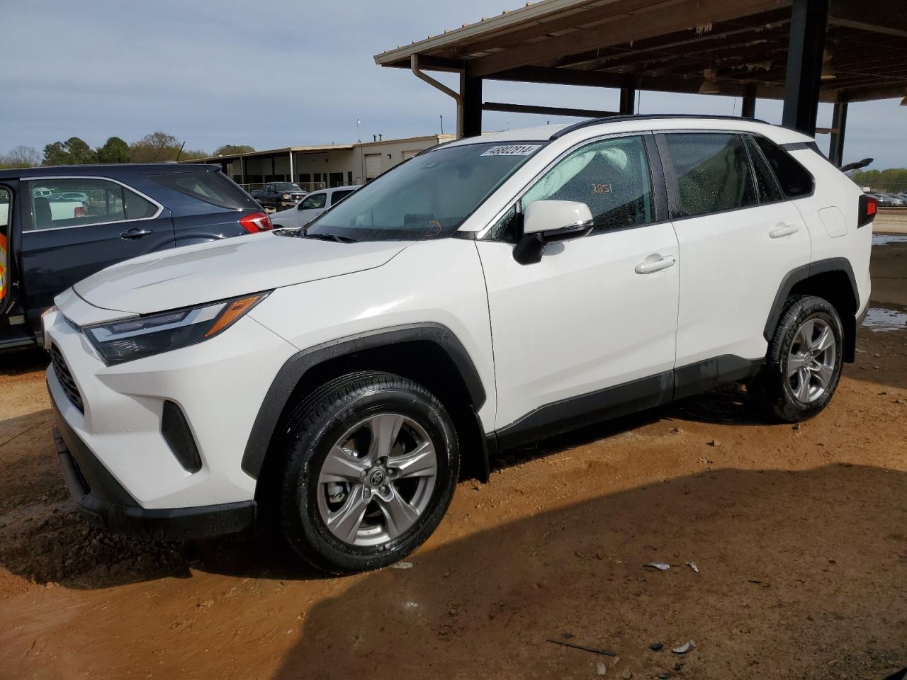 2024 TOYOTA RAV4 XLE VIN:2T3W1RFV1RC260724