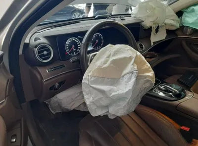 2018 Mercedes-Benz E 300 VIN: