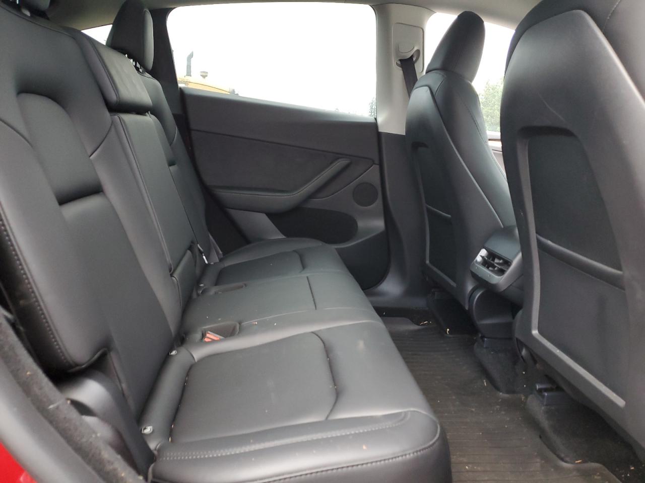 2024 TESLA MODEL Y  VIN:7SAYGDEE3RF014258