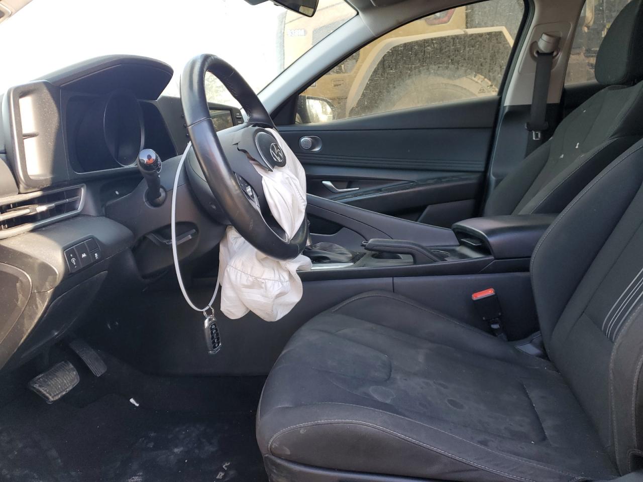 2022 HYUNDAI ELANTRA SEL VIN:KMHLM4AG6NU283598