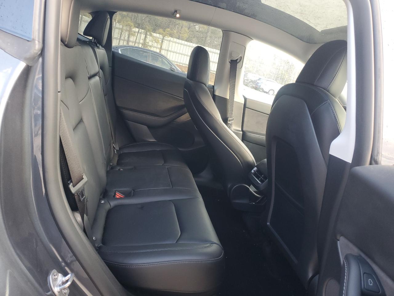 2022 TESLA MODEL Y  VIN:7SAYGDEE8NF461727