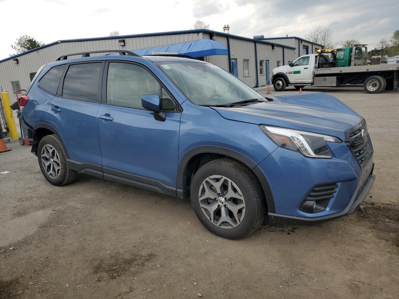 2024 SUBARU FORESTER PREMIUM VIN:JF2SKACC6RH427567