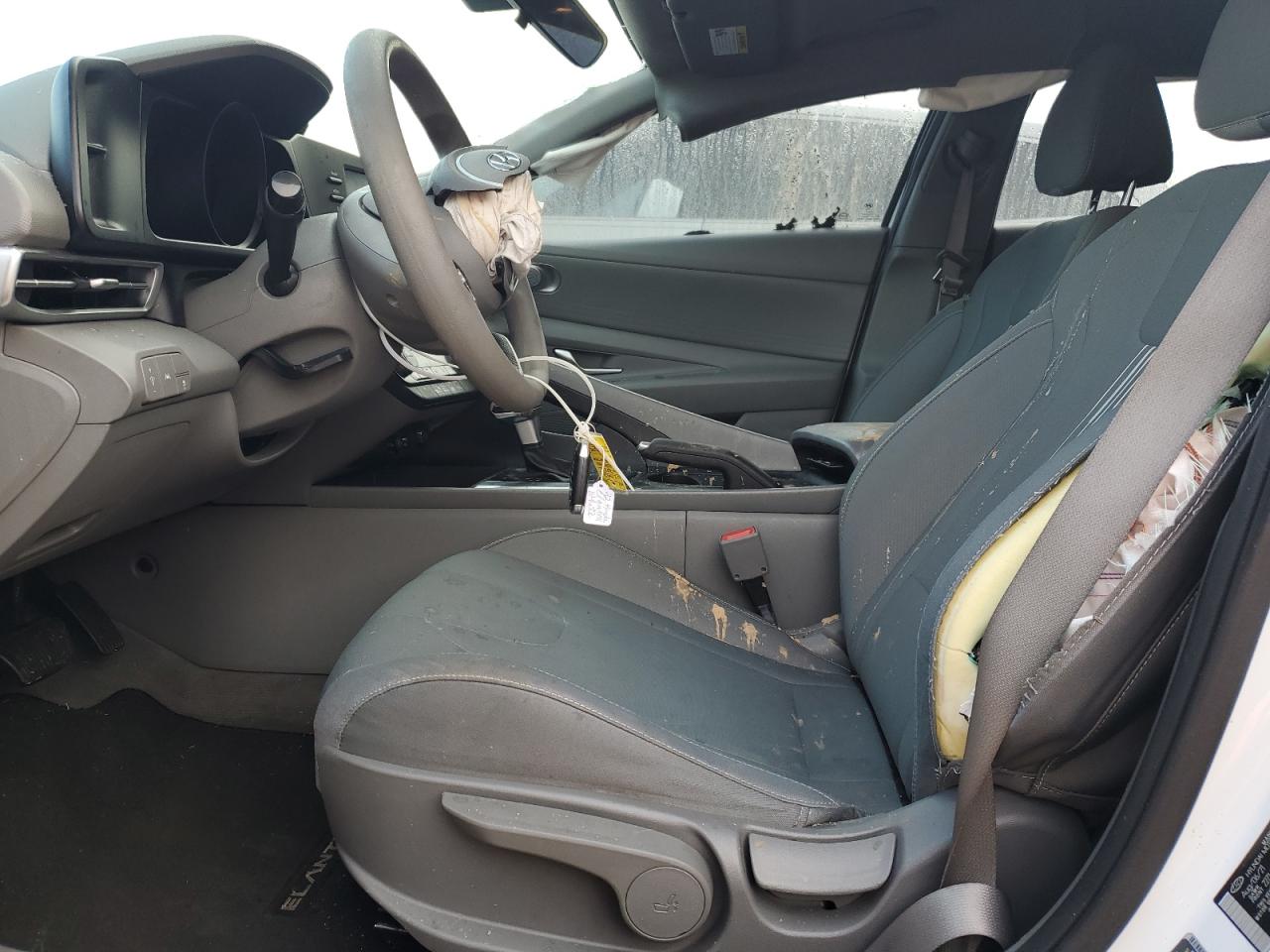 2022 HYUNDAI ELANTRA SEL VIN:5NPLM4AG0NH060178