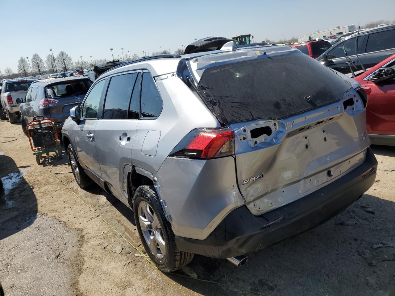 2022 TOYOTA RAV4 XLE VIN:2T3P1RFV9NC278404