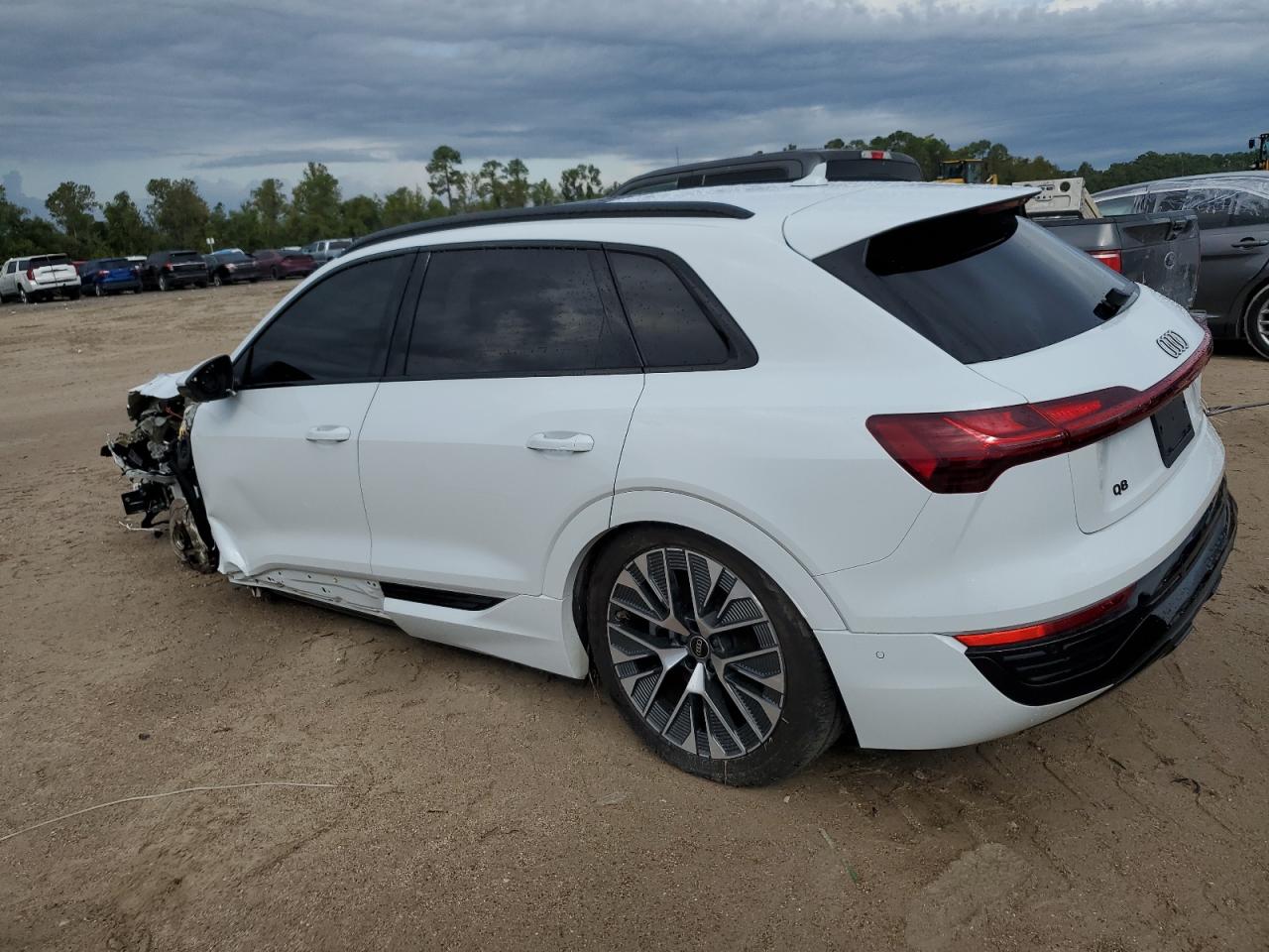 2024 AUDI Q8 E-TRON PREMIUM PLUS VIN:WA15AAGE8RB017425