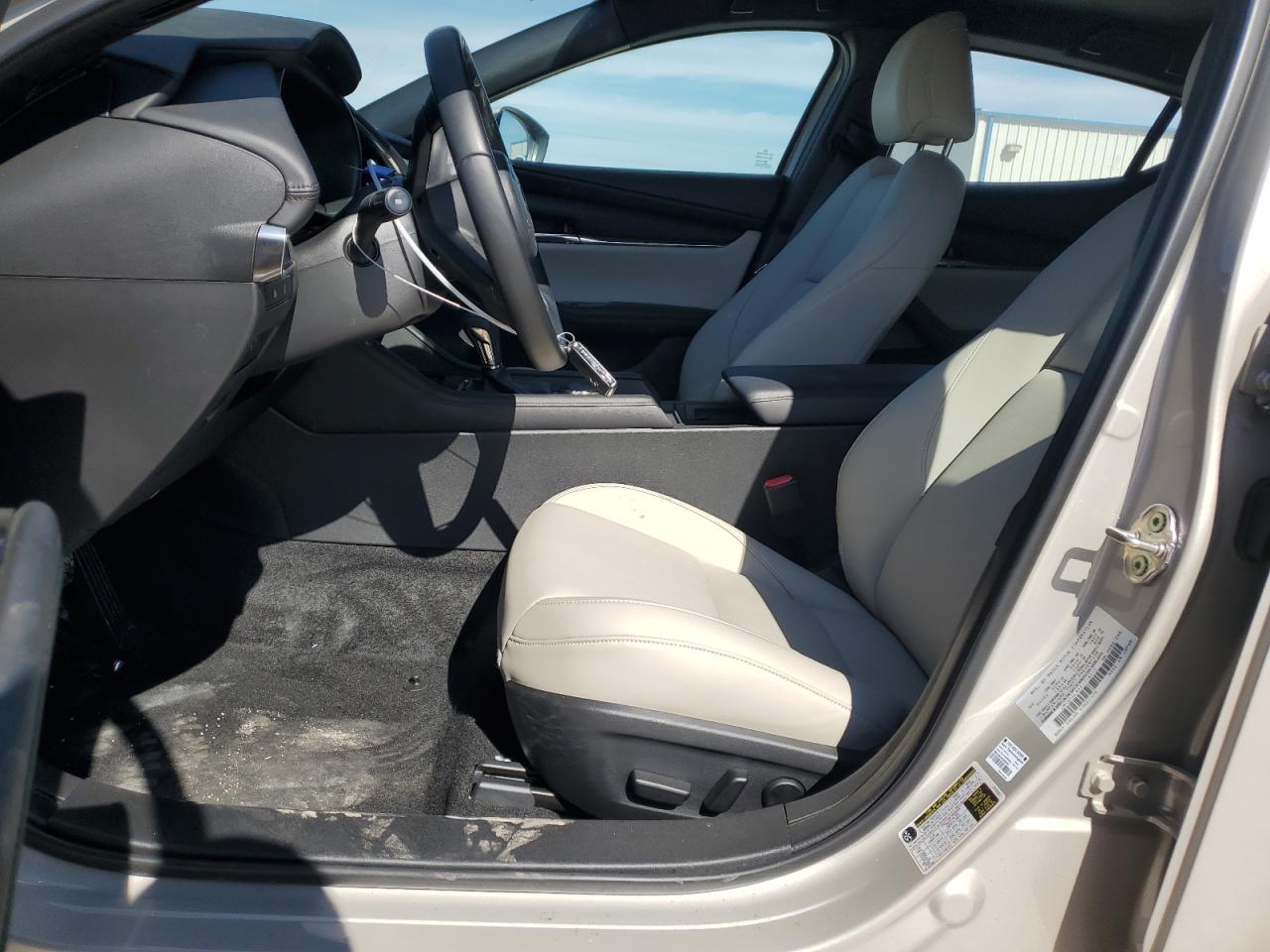 2024 MAZDA 3 PREFERRED VIN:JM1BPALMXR1718512