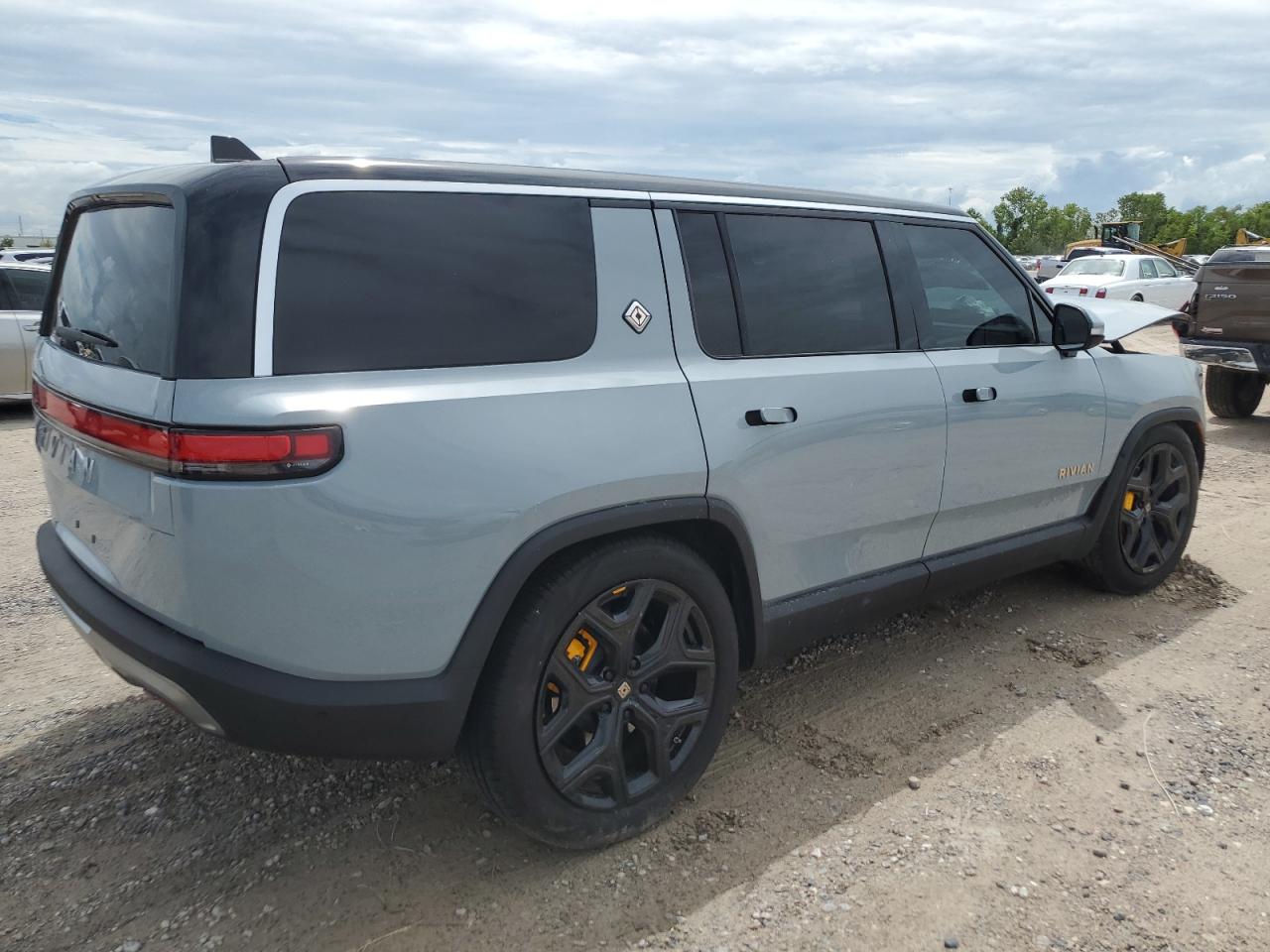 2022 RIVIAN R1S LAUNCH EDITION VIN:7PDSGABL9NN002043