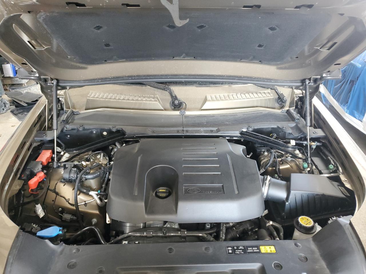 2023 LAND ROVER DEFENDER 130 X-DYNAMIC SE VIN:SALE2FEU0P2209020