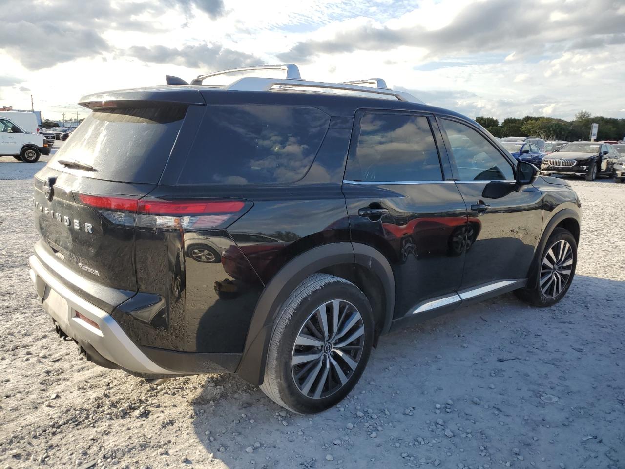 2022 NISSAN PATHFINDER PLATINUM VIN:5N1DR3DGXNC272556