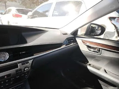 2018 Lexus ES 300 VIN: