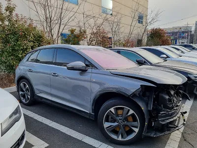 2022 Audi e-tron VIN: