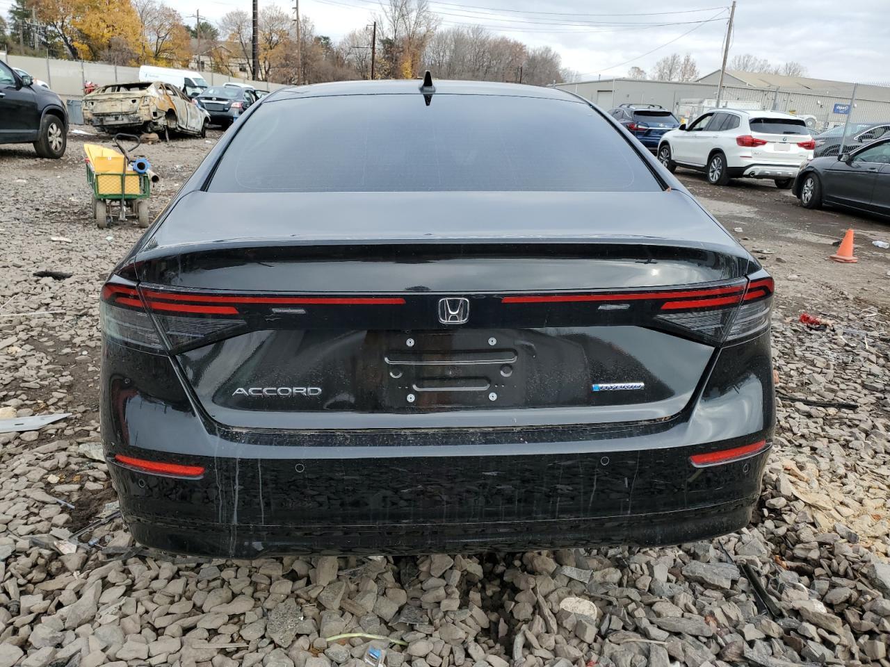 2024 HONDA ACCORD HYBRID EXL VIN:1HGCY2F69RA083191