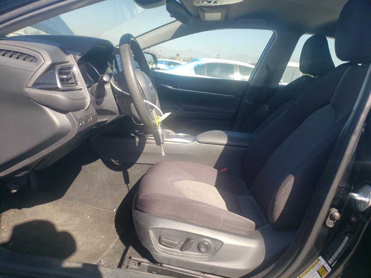 2022 TOYOTA CAMRY LE VIN:4T1C11AK1NU667395