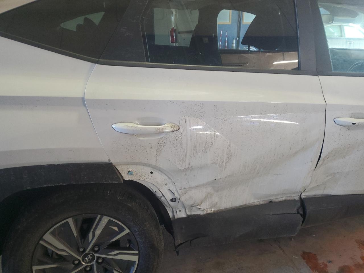 2022 HYUNDAI TUCSON BLUE VIN:KM8JBCA17NU030065