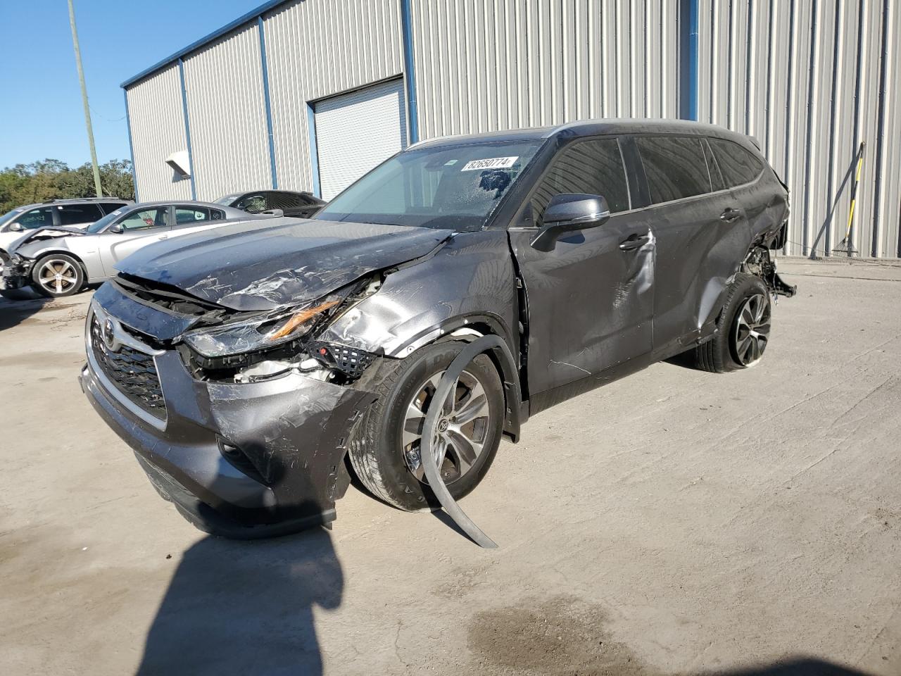 2024 TOYOTA HIGHLANDER LE VIN:5TDKDRAH2RS529417