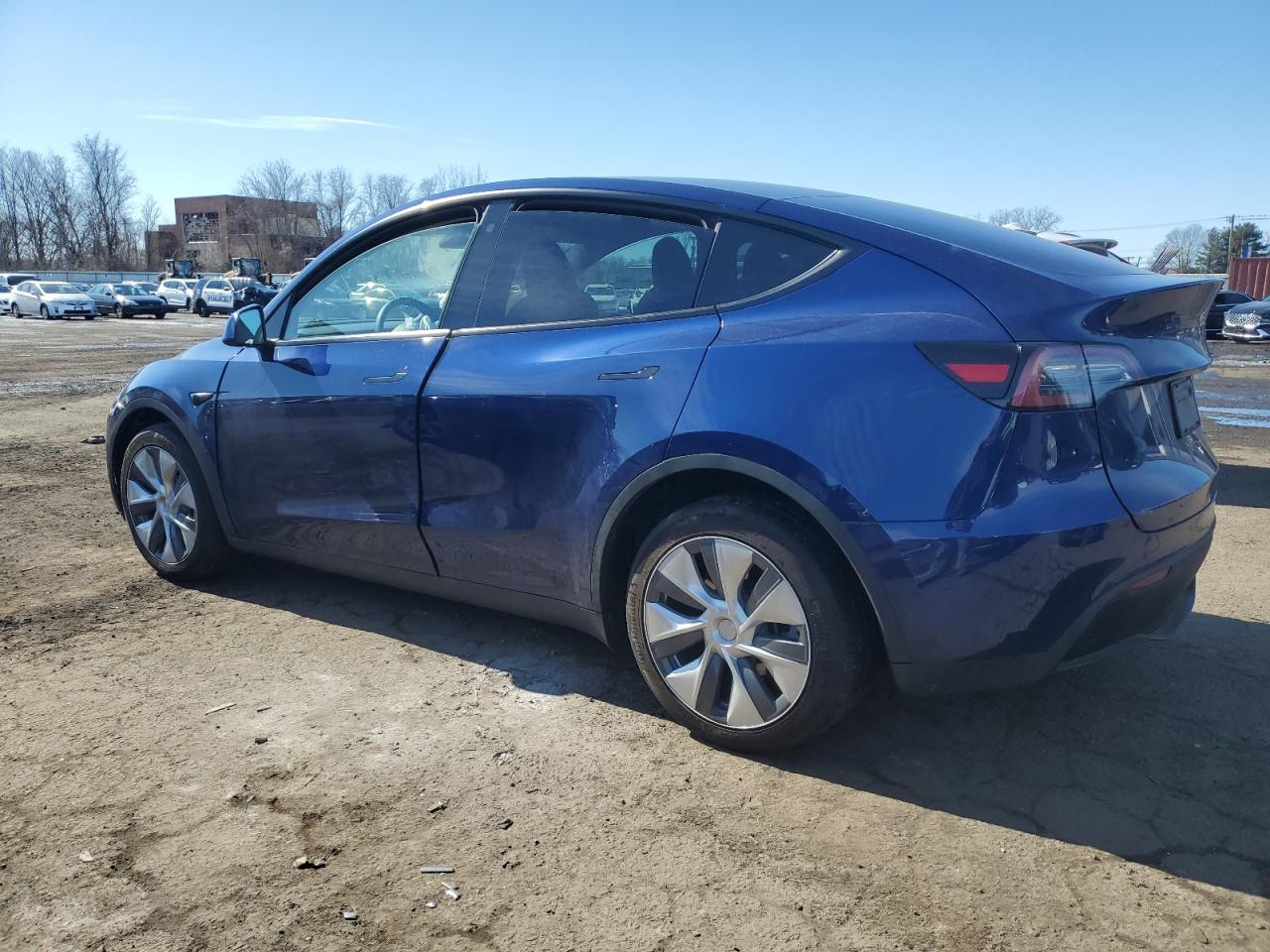 2023 TESLA MODEL Y  VIN:7SAYGDEE3PA121823