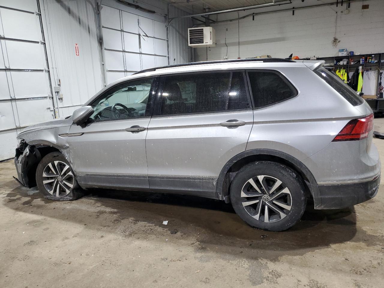 2022 VOLKSWAGEN TIGUAN S VIN:3VV0B7AX8NM053713