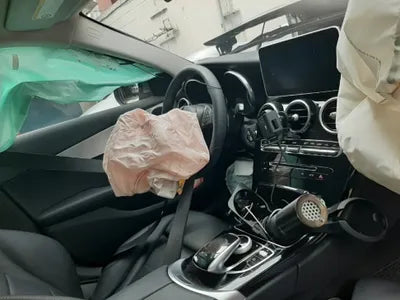 2018 Mercedes-Benz C 200 WDDWF4CB4JF699795 VIN:WDDWF4CB4JF699795