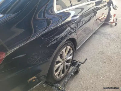 2017 Mercedes-Benz E 300 328KMWDDZF4KB8HA2 VIN:328KMWDDZF4KB8HA2