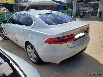 2016 Jaguar XE 100KMSAJAB4BN5GA9 VIN:100KMSAJAB4BN5GA9