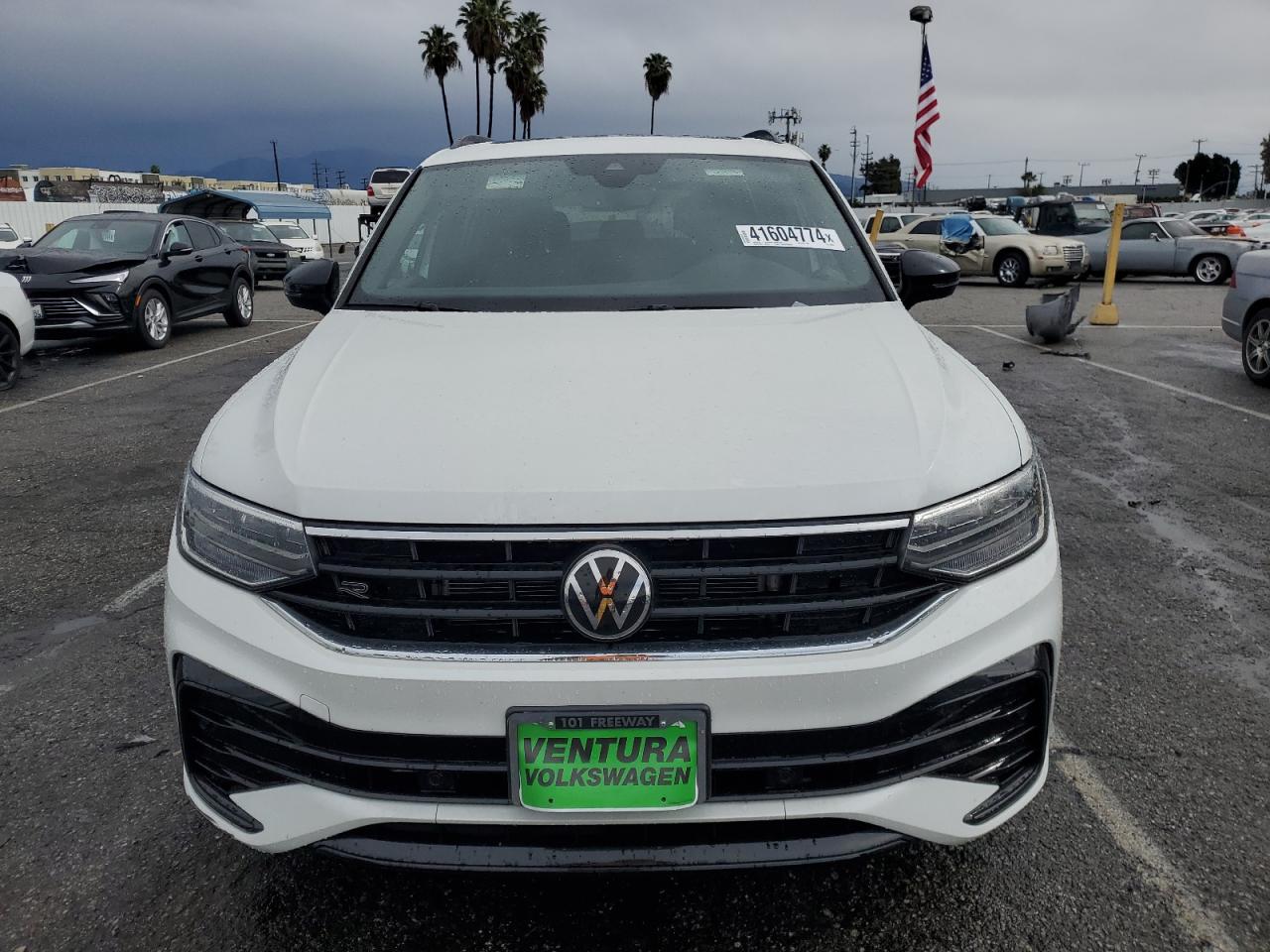 2023 VOLKSWAGEN TIGUAN SE R-LINE BLACK VIN:3VVCB7AX1PM052791