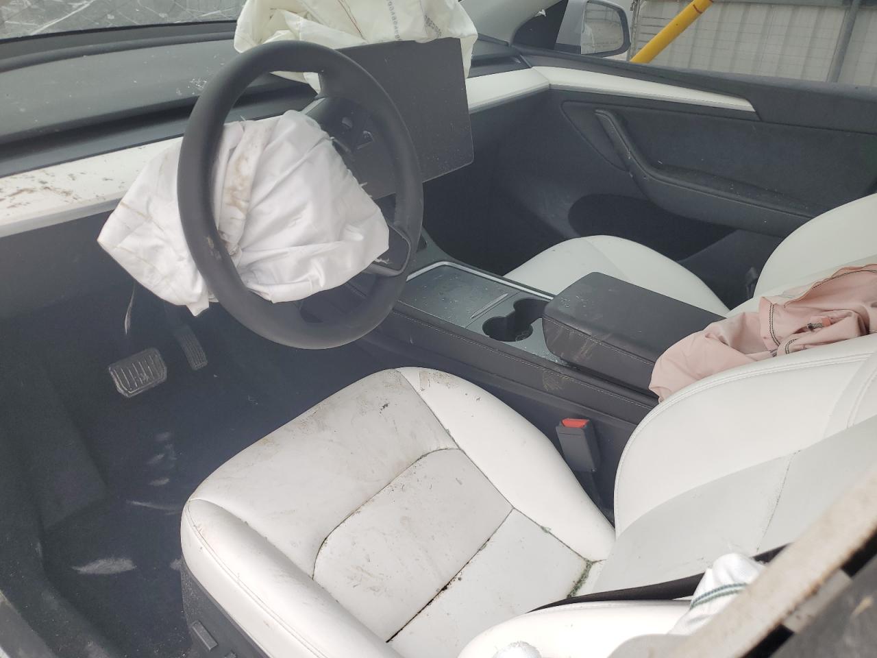 2023 TESLA MODEL Y  VIN:7SAYGDEE2PA145160