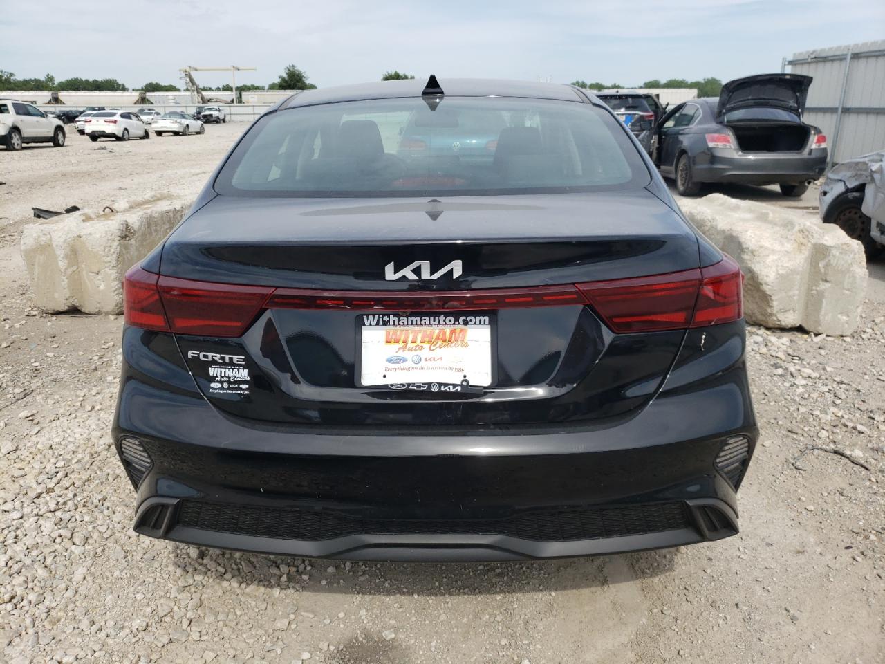 2024 KIA FORTE LX VIN:3KPF24AD9RE795339